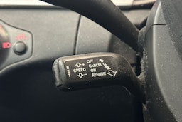 punainen Audi A4 2012 kuva 19.