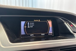 punainen Audi A4 2012 kuva 23.