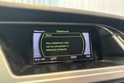 punainen Audi A4 2012 kuva 24.