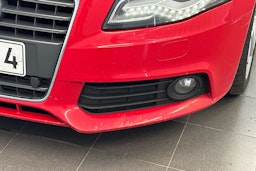 punainen Audi A4 2012 kuva 28.