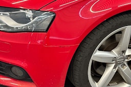 punainen Audi A4 2012 kuva 29.