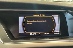 harmaa Audi A4 2012 kuva 19.