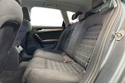 harmaa Audi A4 2012 kuva 8.