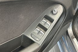harmaa Audi A4 2012 kuva 12.