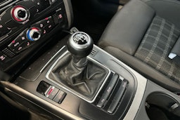 harmaa Audi A4 2012 kuva 18.