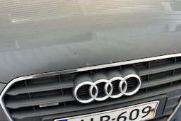harmaa Audi A4 2012 kuva 27.