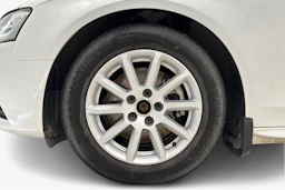 valkoinen Audi A4 2012 kuva 12.