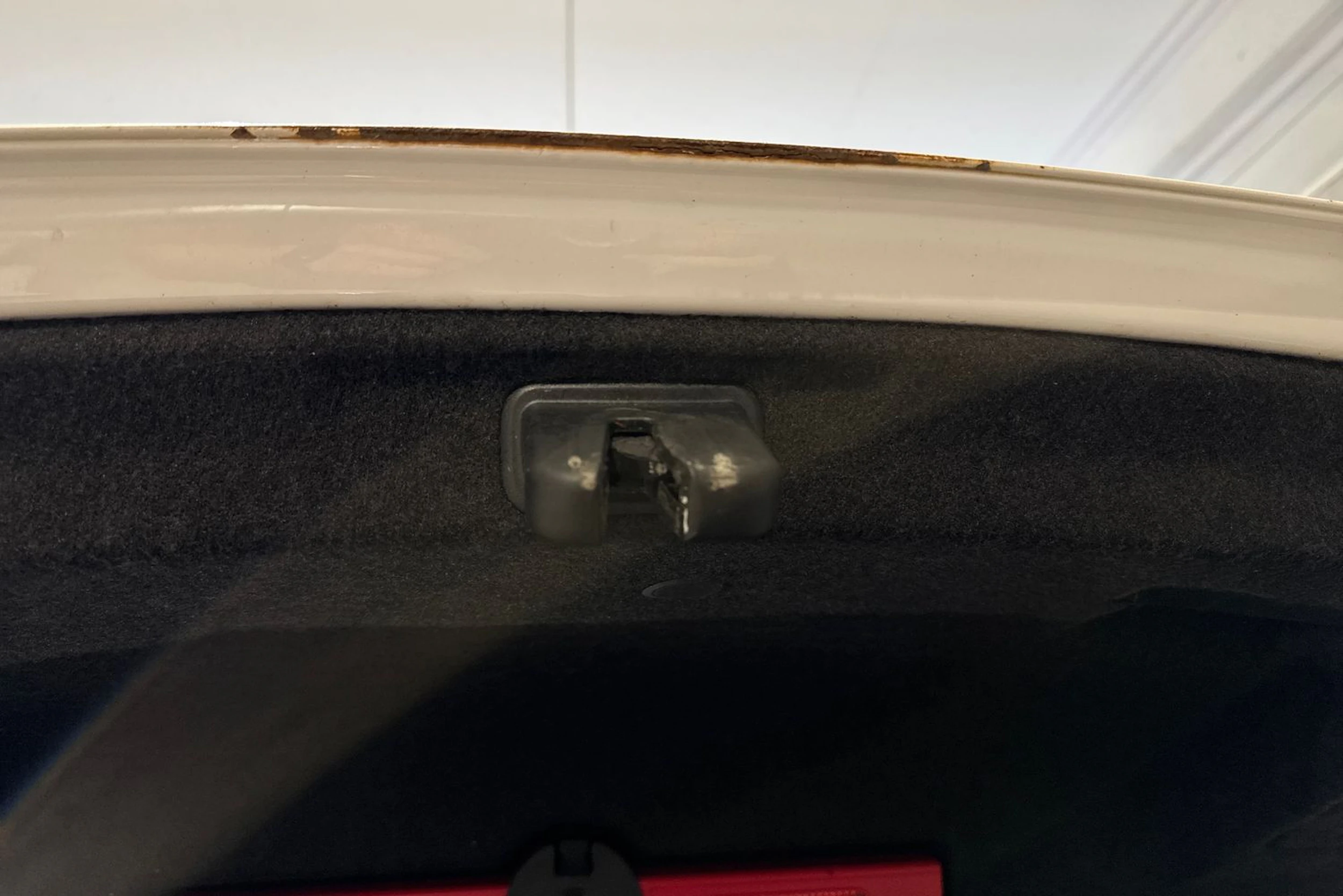 valkoinen Audi A4 2012 kuva 21.