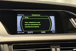 valkoinen Audi A4 2012 kuva 32.