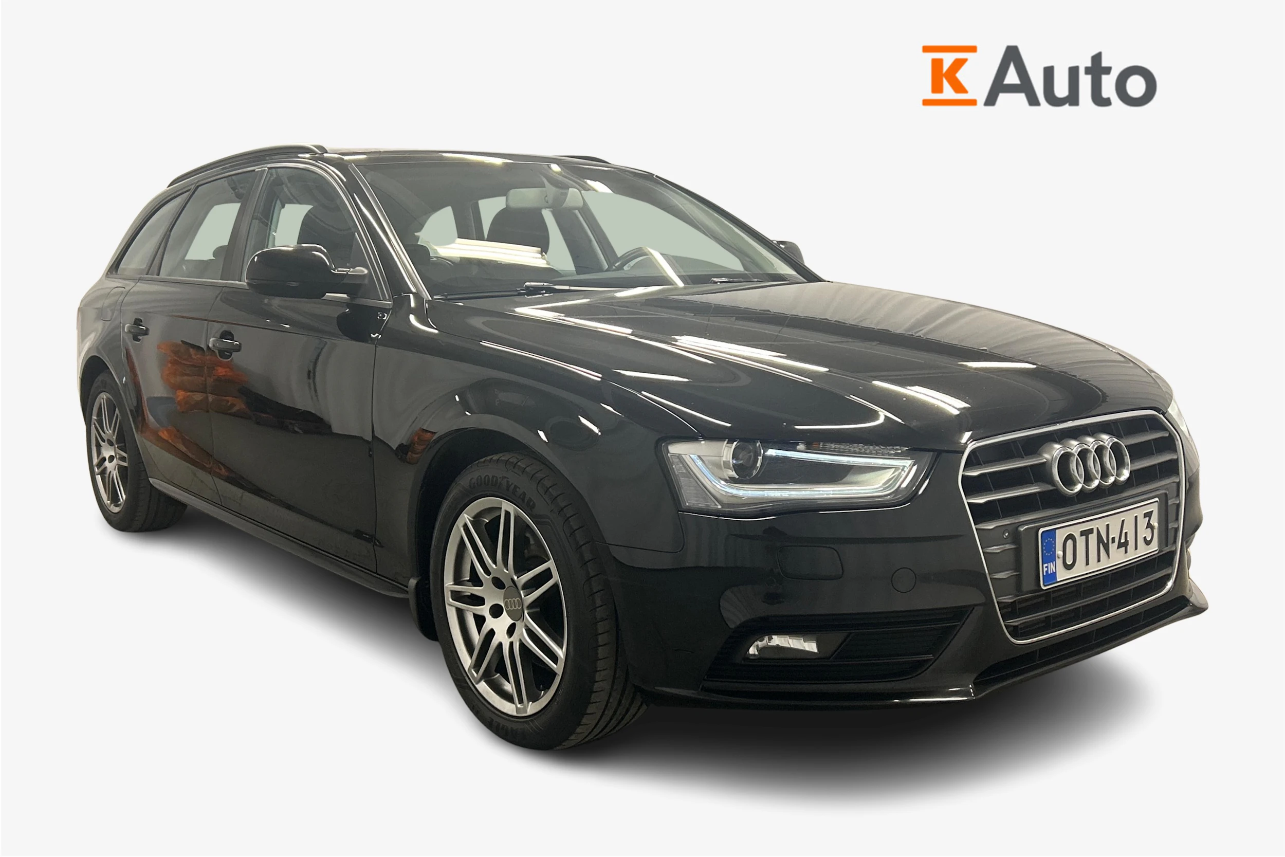 Musta Audi A4 2012 kuva 1.