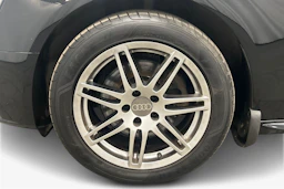 Musta Audi A4 2012 kuva 12.