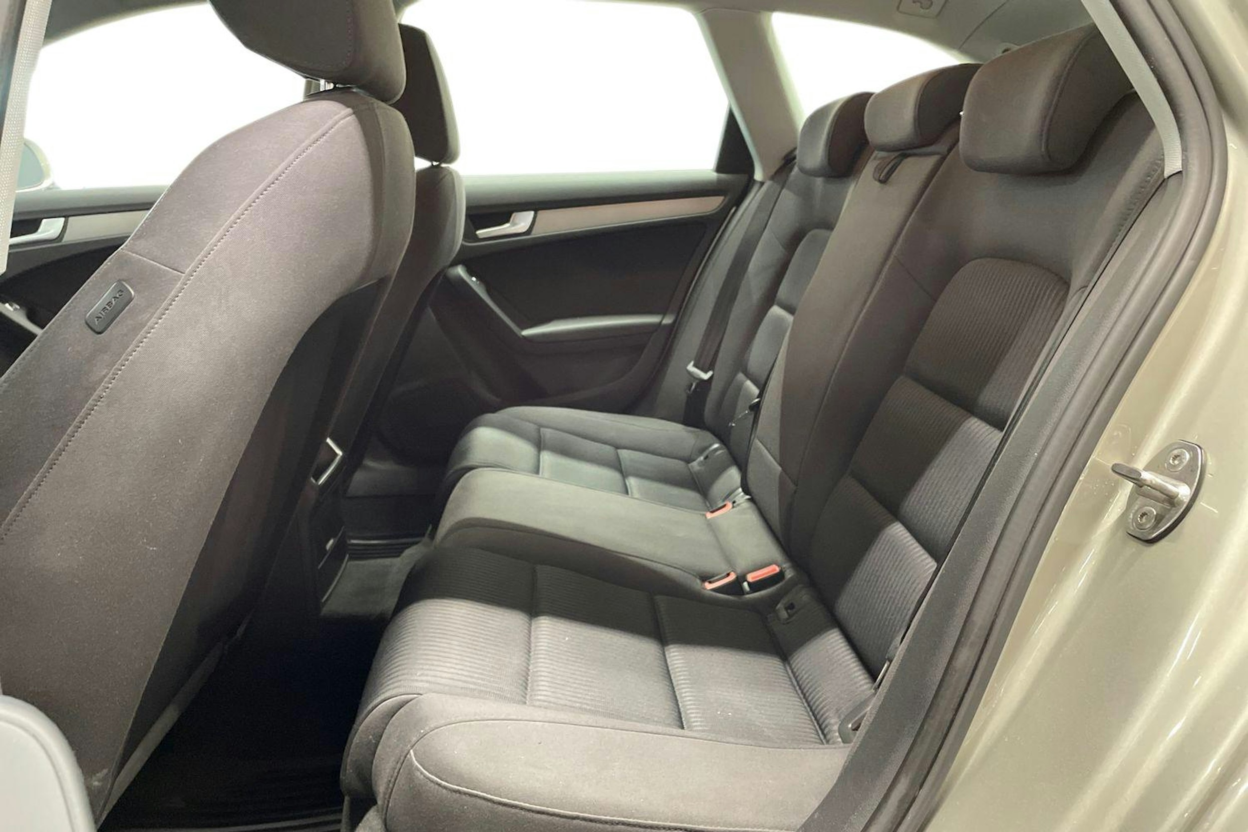 hopea Audi A4 2012 kuva 10.
