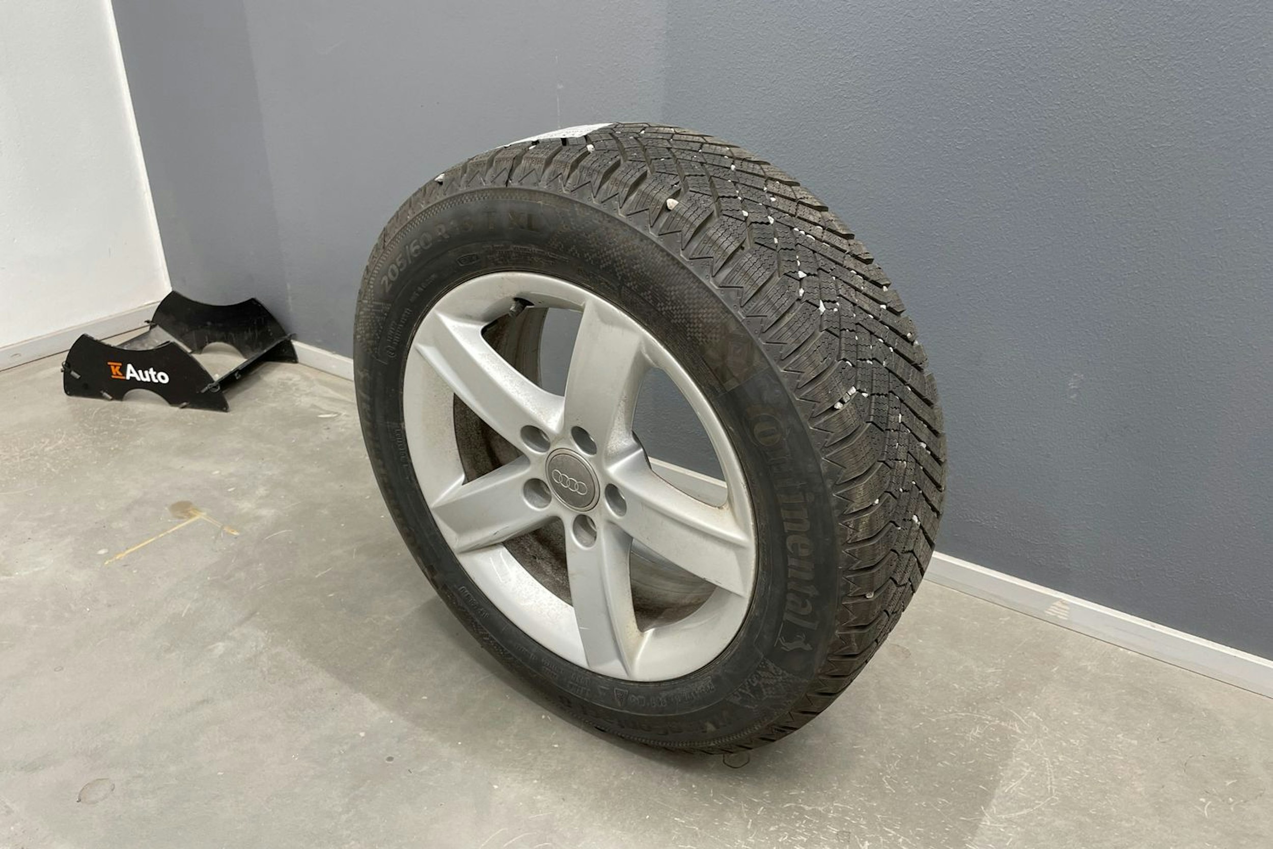 hopea Audi A4 2012 kuva 14.