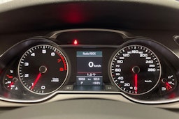 hopea Audi A4 2012 kuva 16.