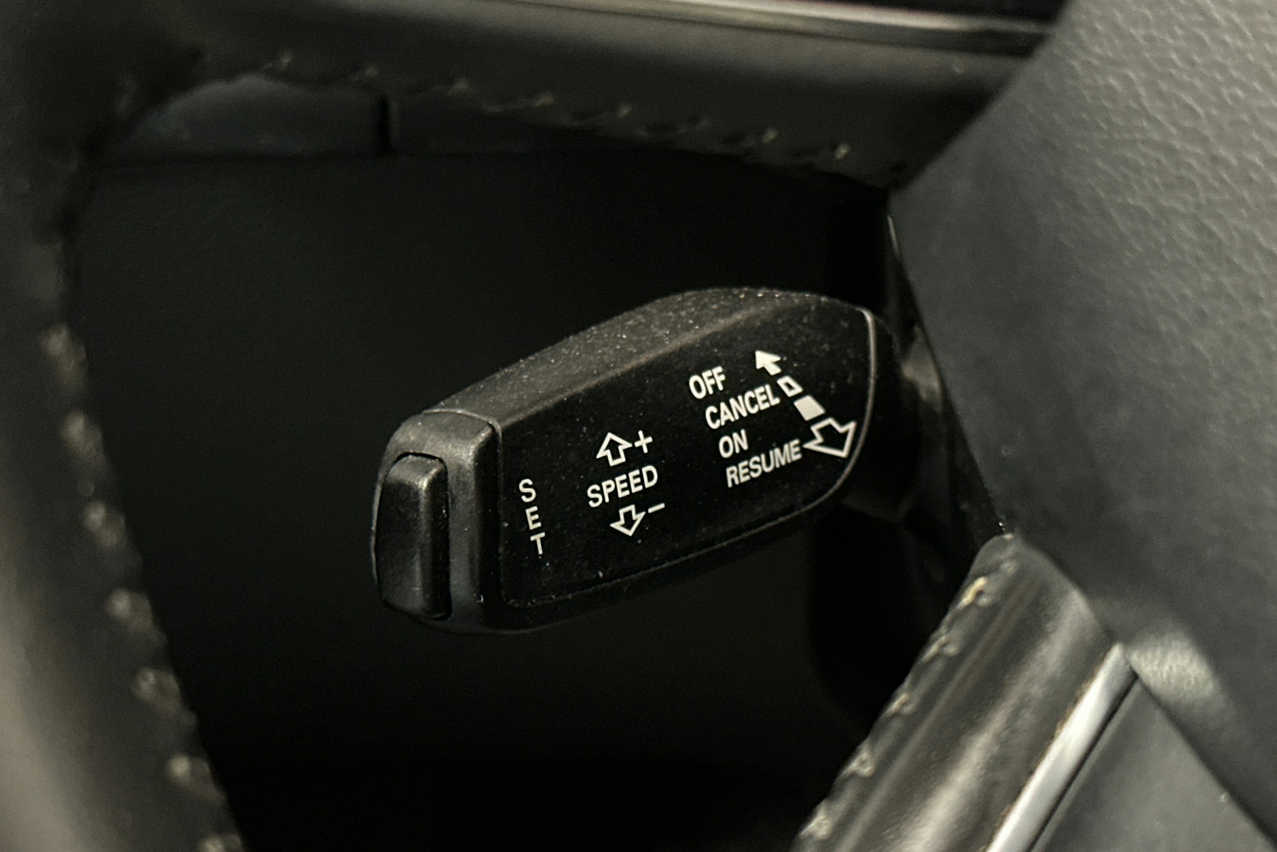 punainen Audi A4 2012 kuva 19.