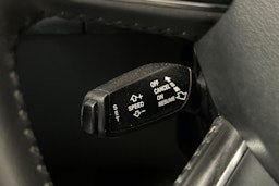 punainen Audi A4 2012 kuva 19.