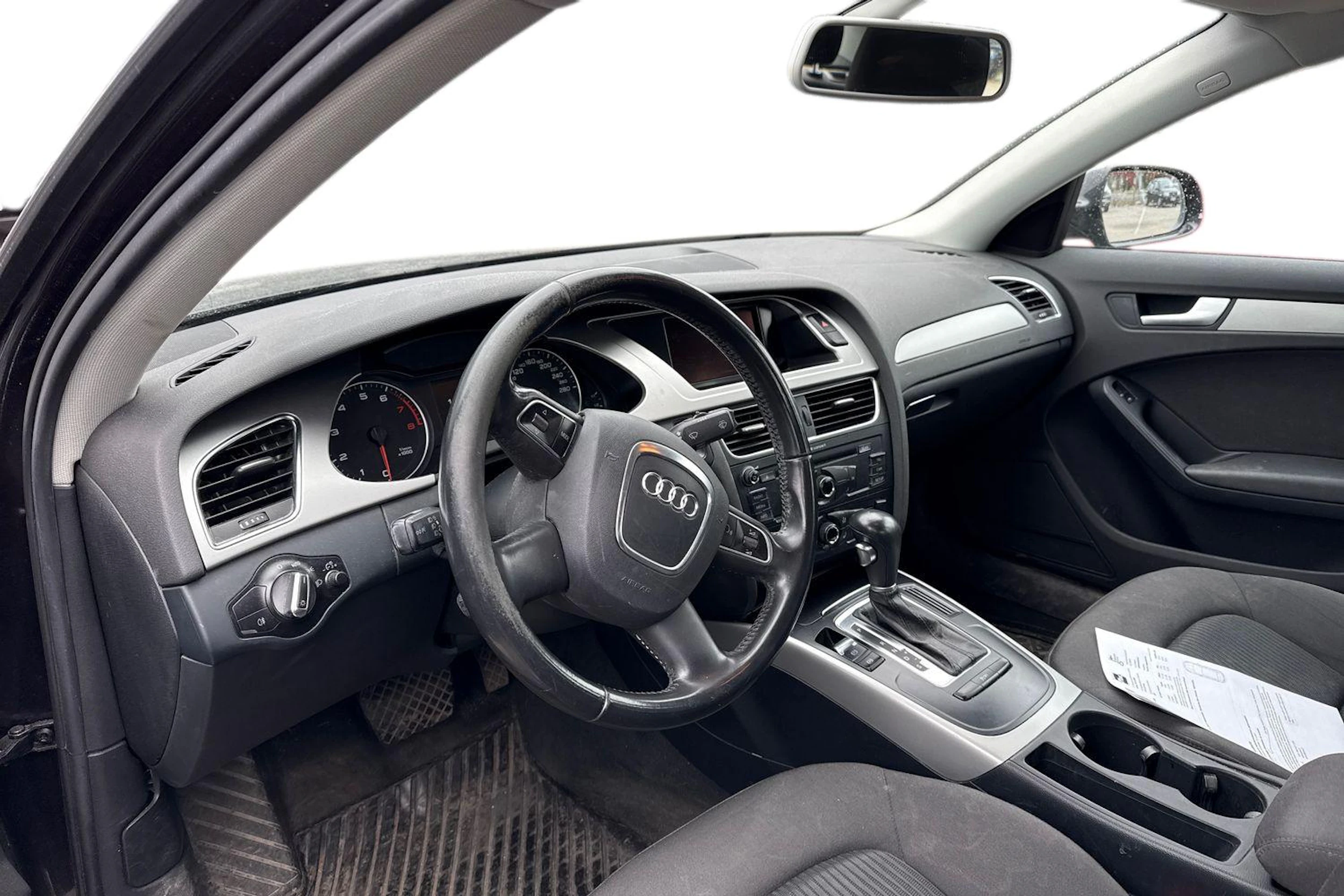 harmaa Audi A4 2012 kuva 3.