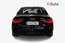 Musta Audi A4 2012 kuva 4.