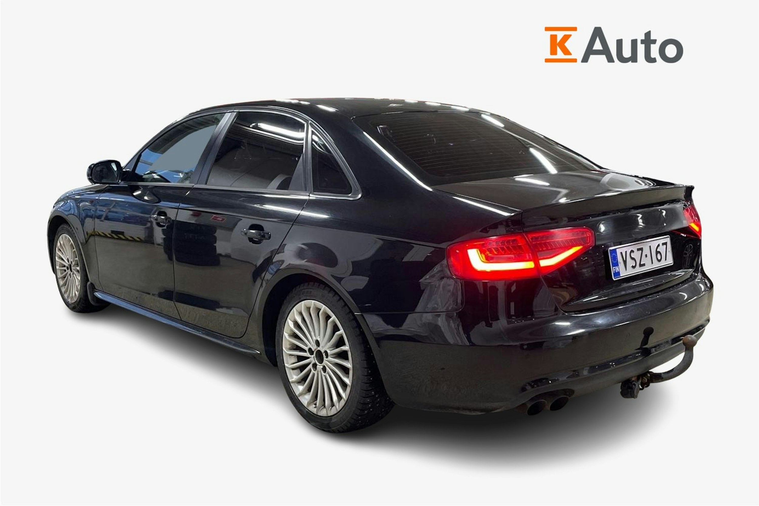 musta Audi A4 2012 kuva 2.