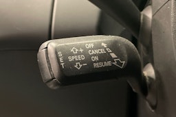 Valkoinen Audi A4 2012 kuva 20.