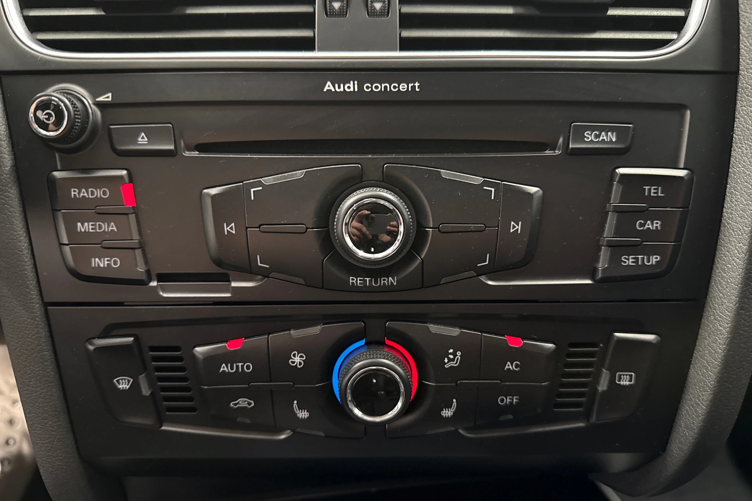 harmaa Audi A4 2012 kuva 17.