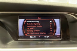 Harmaa Audi A4 2012 kuva 19.