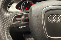 Harmaa Audi A4 2012 kuva 24.