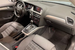 Harmaa Audi A4 2012 kuva 28.