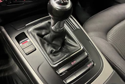 hopea Audi A4 2013 kuva 18.