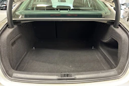 hopea Audi A4 2013 kuva 23.