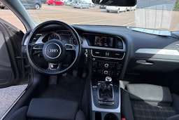 harmaa Audi A4 2013 kuva 7.