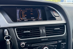 harmaa Audi A4 2013 kuva 14.