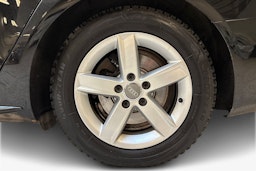 musta Audi A4 2013 kuva 11.