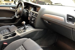 musta Audi A4 2013 kuva 24.