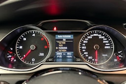 harmaa Audi A4 2013 kuva 14.