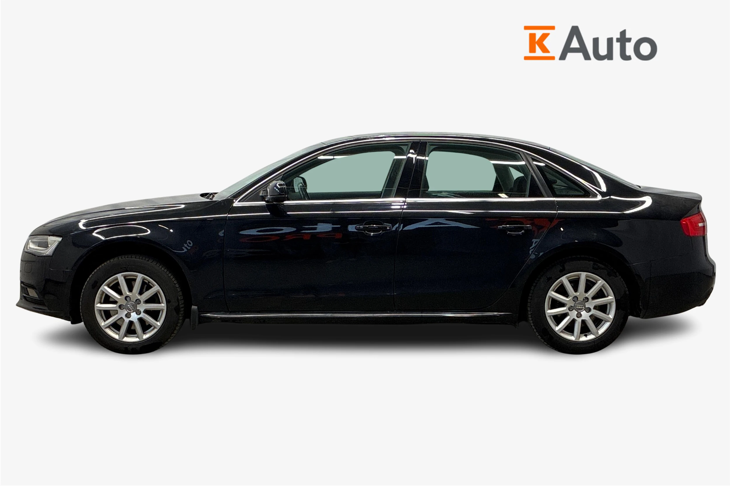 musta Audi A4 2013 kuva 7.