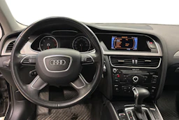 musta Audi A4 2013 kuva 9.