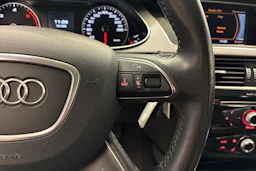 musta Audi A4 2013 kuva 12.