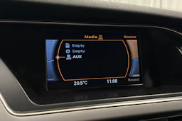 musta Audi A4 2013 kuva 16.