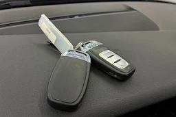 musta Audi A4 2013 kuva 24.