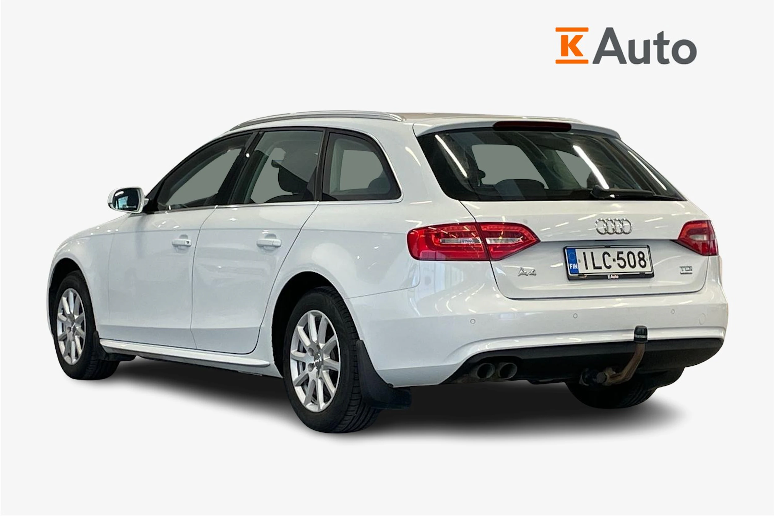Valkoinen Audi A4 2013 kuva 2.