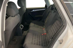 Valkoinen Audi A4 2013 kuva 8.