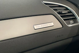 Valkoinen Audi A4 2013 kuva 18.