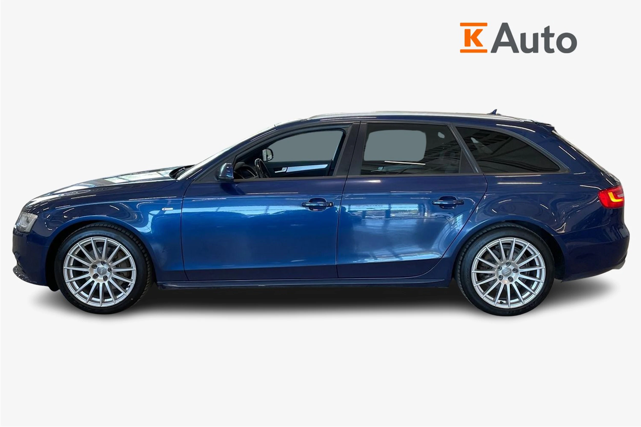 met. sininen Audi A4 2013 kuva 7.