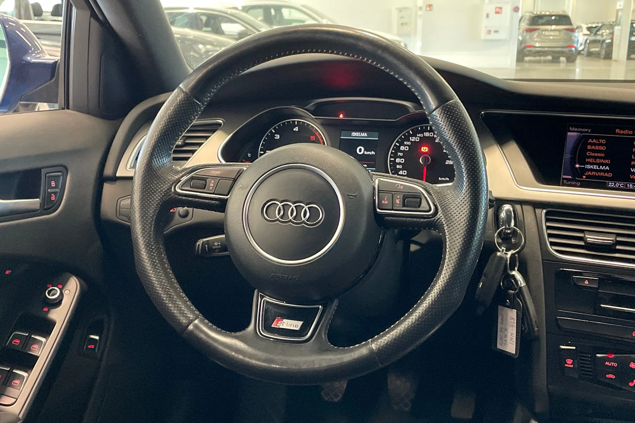 met. sininen Audi A4 2013 kuva 18.