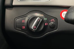 met. sininen Audi A4 2013 kuva 23.