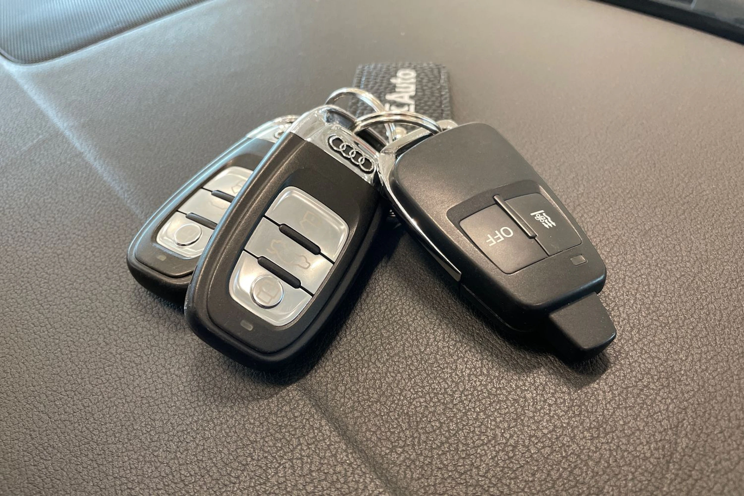 met. sininen Audi A4 2013 kuva 33.