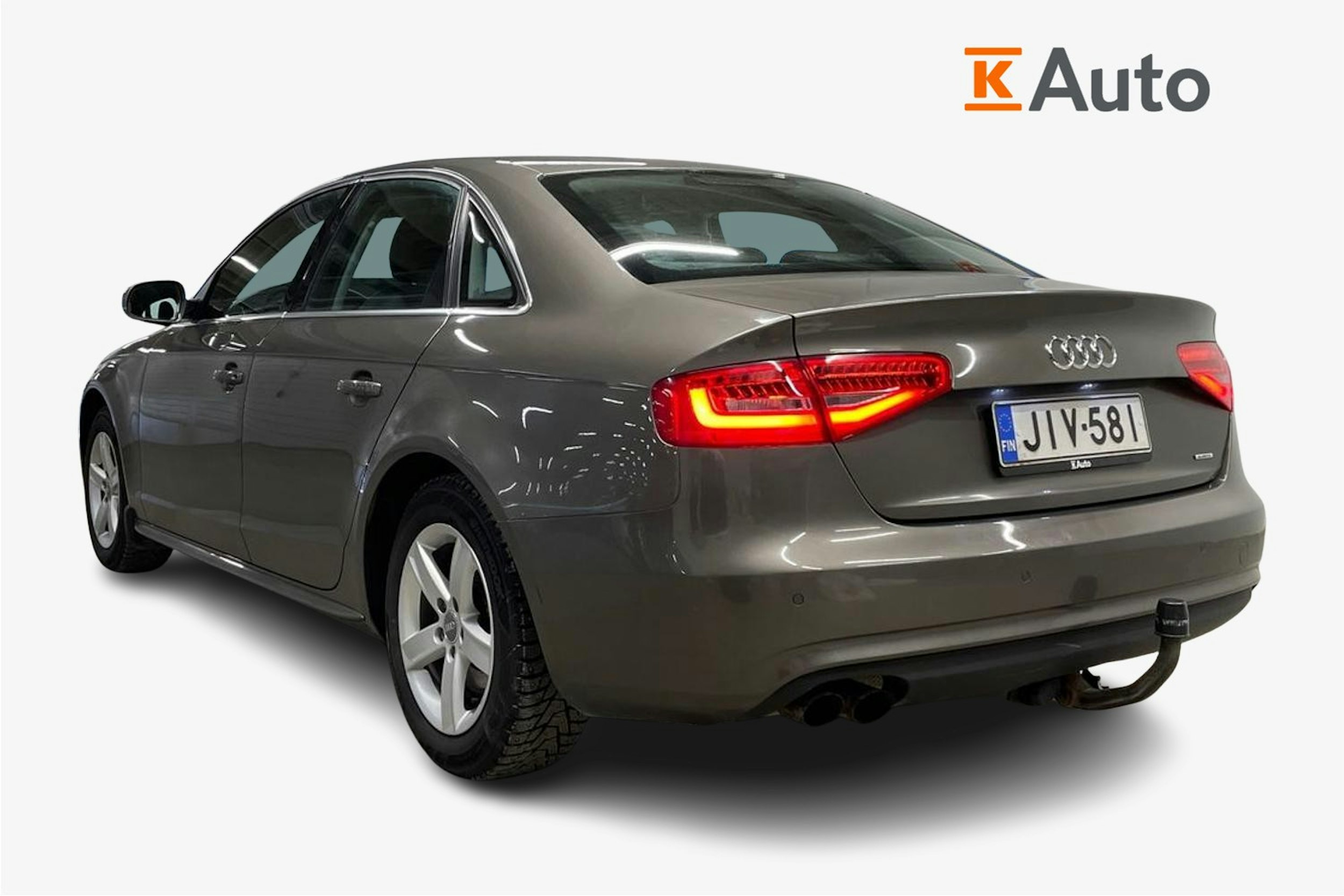 Harmaa Audi A4 2013 kuva 2.