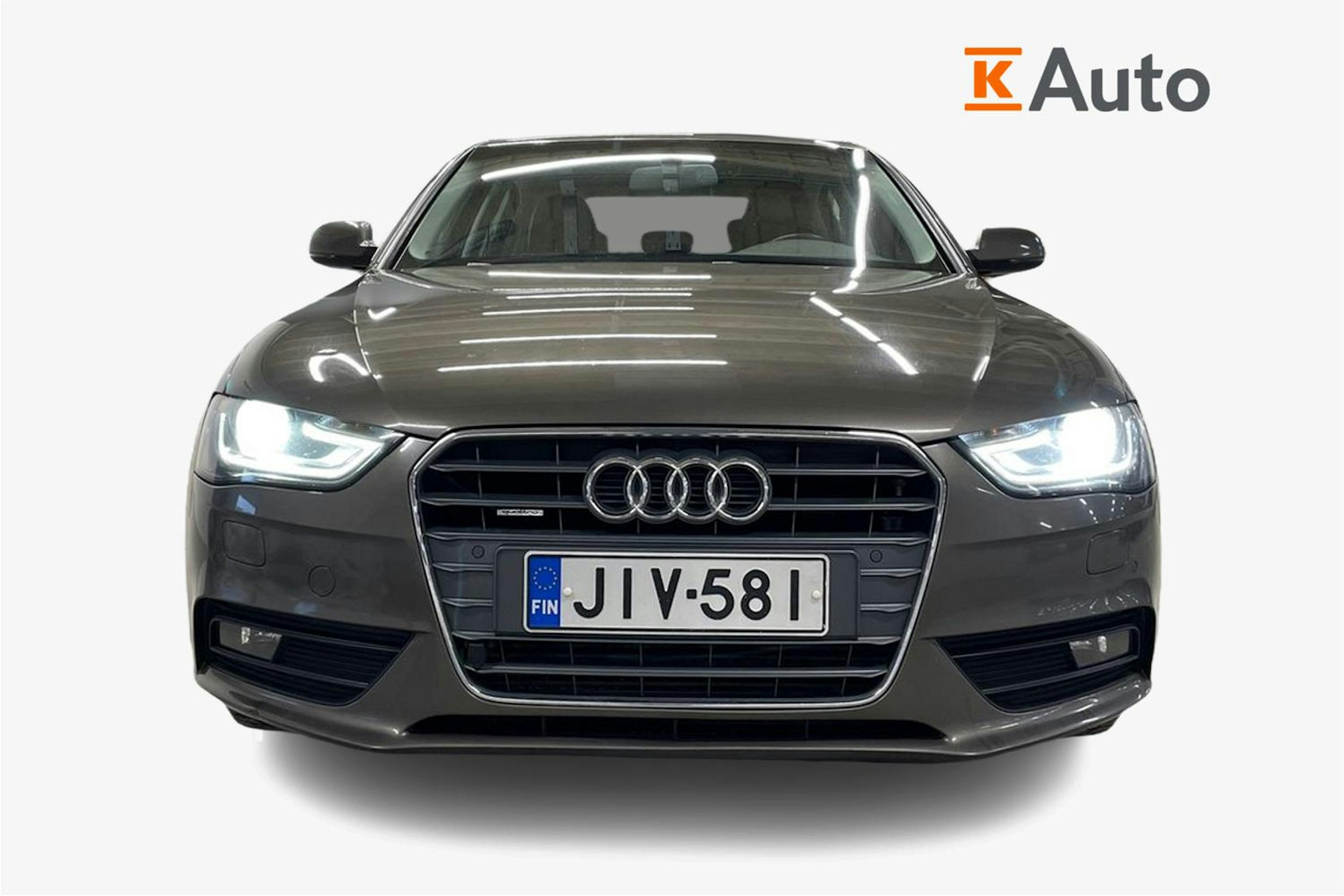 Harmaa Audi A4 2013 kuva 5.