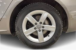 Harmaa Audi A4 2013 kuva 11.